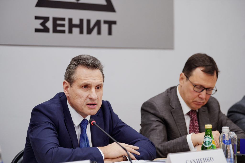РОССИЙСКАЯ ЭКОНОМИКА ПОКАЗАЛА УСТОЙЧИВОСТЬ БЛАГОДАРЯ РЕШЕНИЯМ ПРЕЗИДЕНТА И ТРУДОВЫМ ПОДВИГАМ  НАШИХ КОЛЛЕКТИВОВ