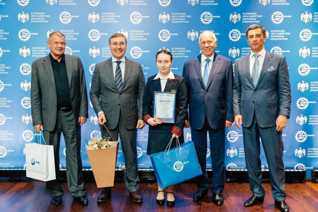 ИНЖЕНЕРНАЯ ОЛИМПИАДА «ЗВЕЗДА – 2025»УСТАНОВИЛА РЕКОРДЫ УЧАСТИЯ И ГЕОГРАФИИ