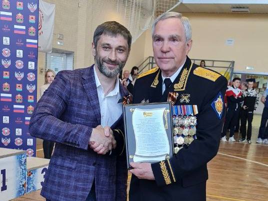 Алексей Редькин посетил открытие межрегионального турнира по боксу на призы Ю. Н. Ансимова в Ленинске‑Кузнецком