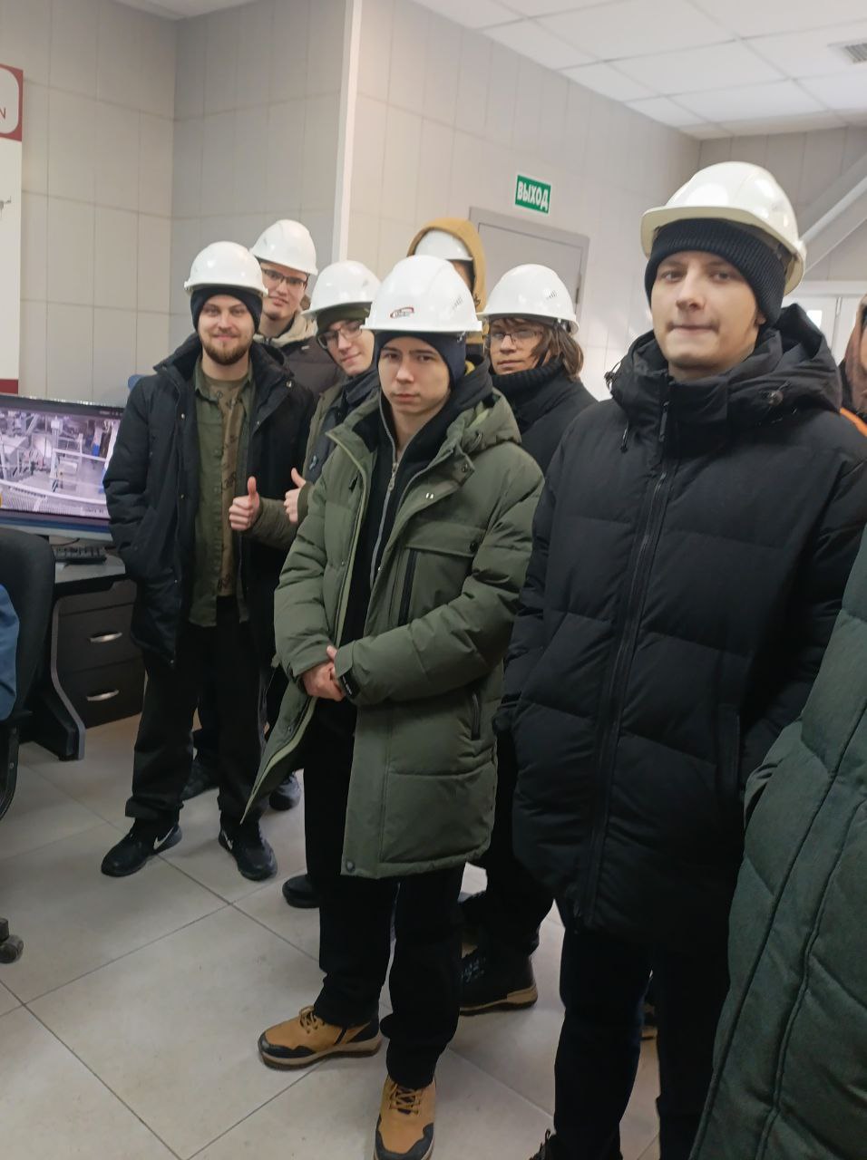 Красноярский цементный завод принял студентов Красноярского монтажного колледжа